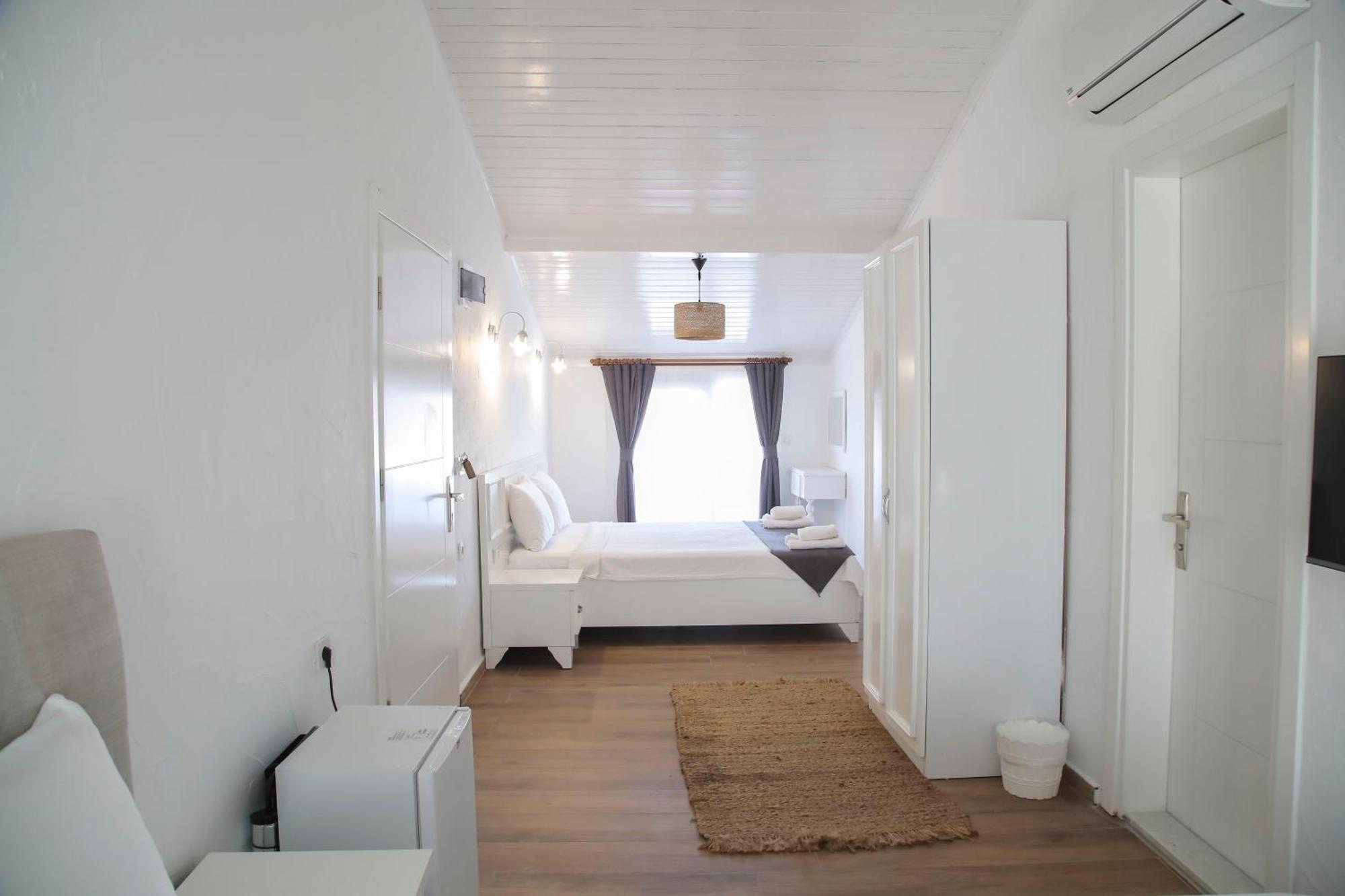 Londia Otel Алачати Экстерьер фото